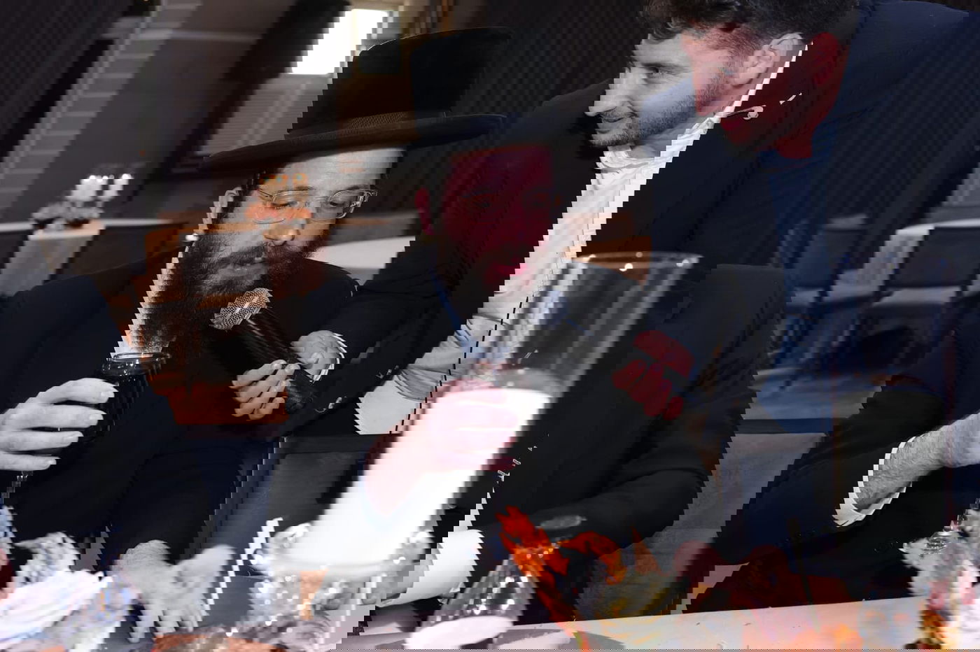 ראש העיר ירושלים ערך שבע ברכות לבתו, כולם הגיעו לברך • צפו בגלריה