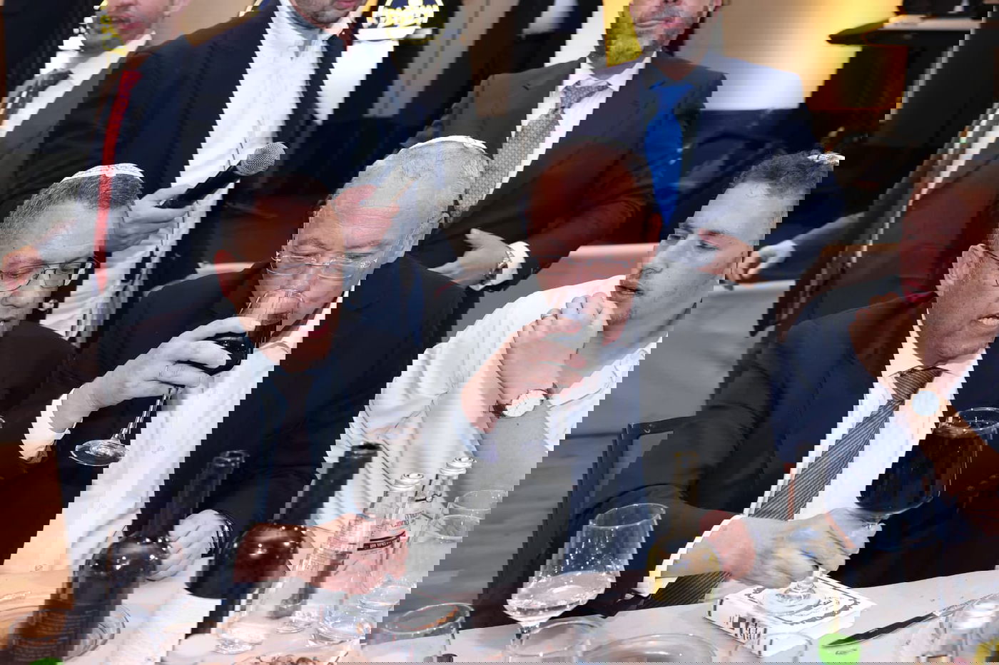 ראש העיר ירושלים ערך שבע ברכות לבתו, כולם הגיעו לברך • צפו בגלריה