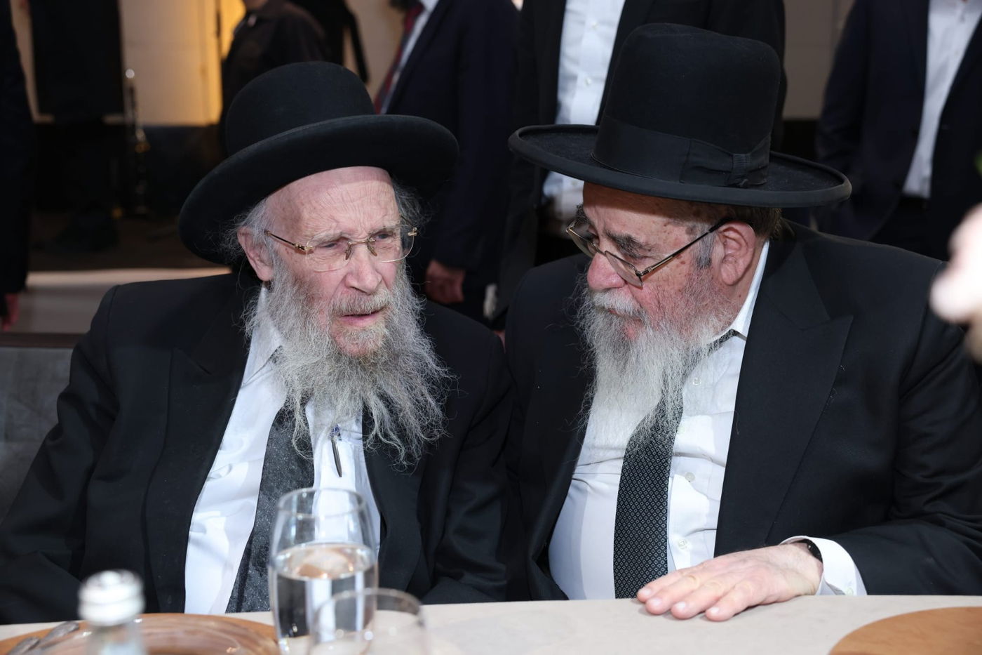 ראש העיר ירושלים ערך שבע ברכות לבתו, כולם הגיעו לברך • צפו בגלריה