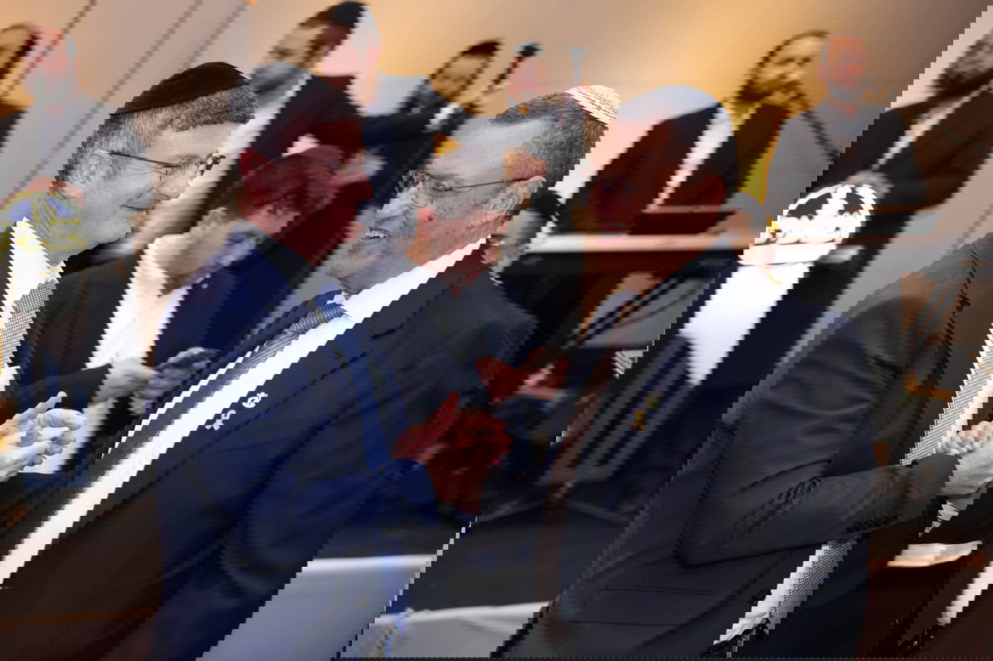 ראש העיר ירושלים ערך שבע ברכות לבתו, כולם הגיעו לברך • צפו בגלריה