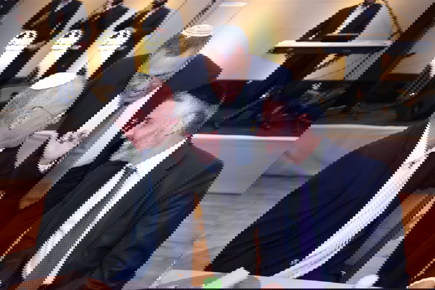 ראש העיר ירושלים ערך שבע ברכות לבתו, כולם הגיעו לברך • צפו בגלריה