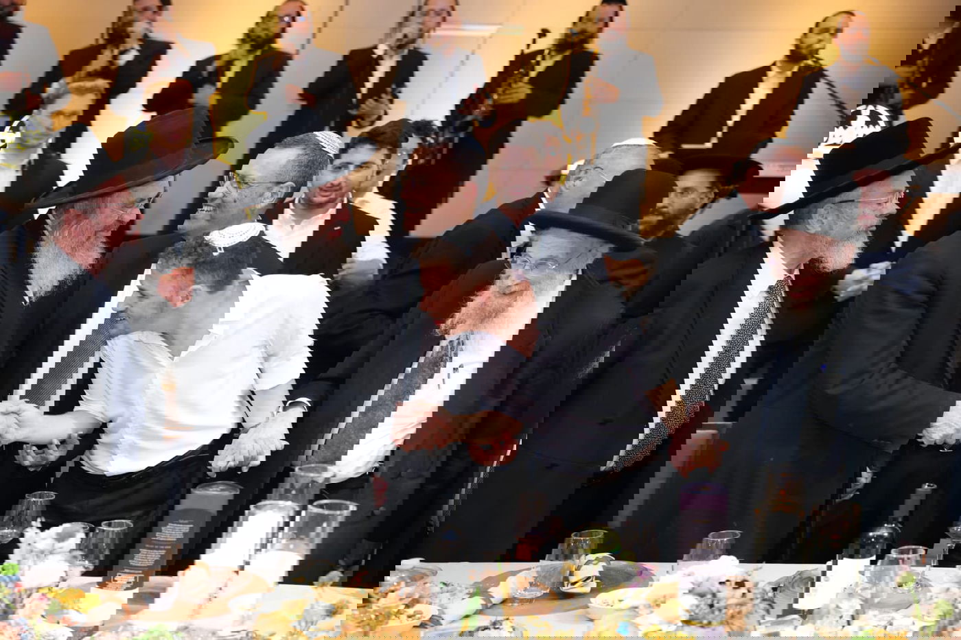 ראש העיר ירושלים ערך שבע ברכות לבתו, כולם הגיעו לברך • צפו בגלריה