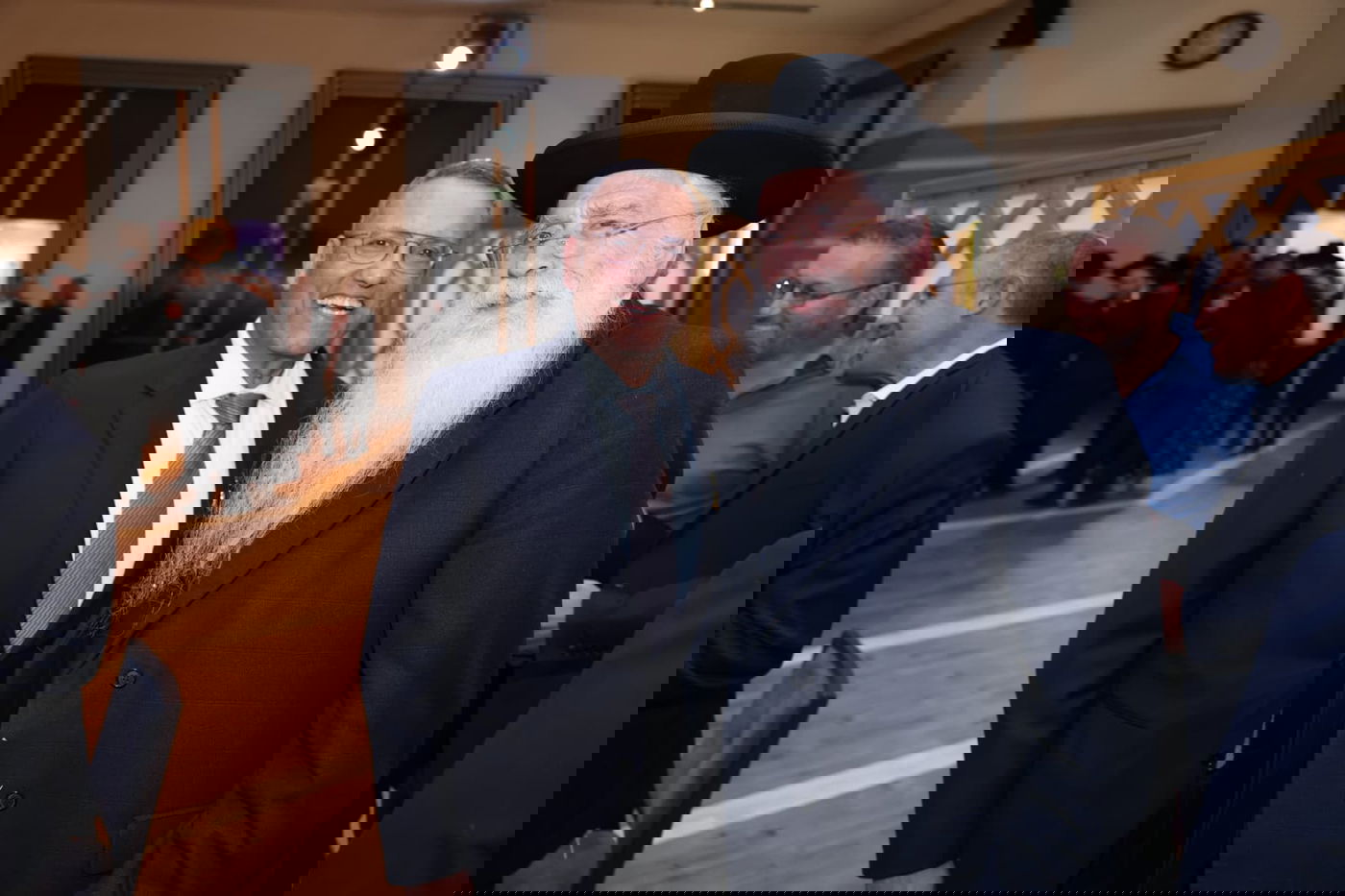 ראש העיר ירושלים ערך שבע ברכות לבתו, כולם הגיעו לברך • צפו בגלריה