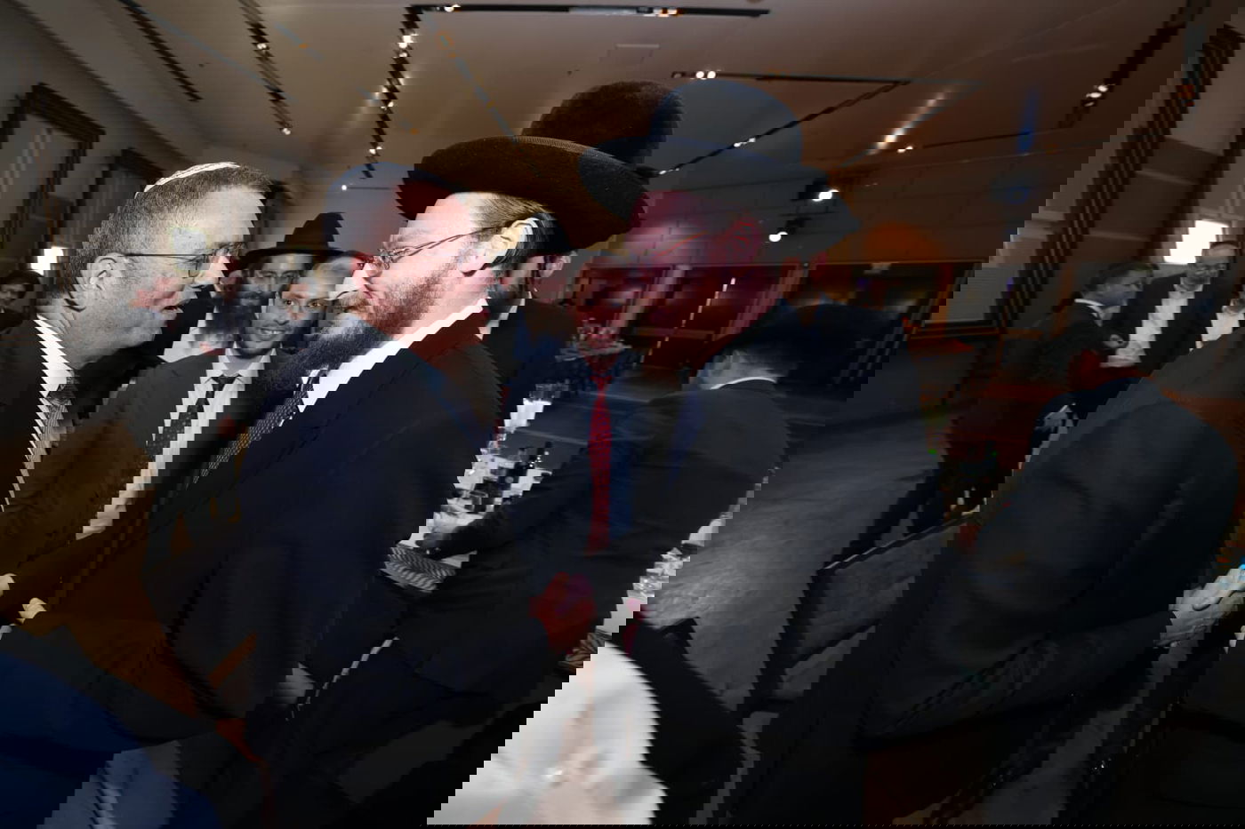 ראש העיר ירושלים ערך שבע ברכות לבתו, כולם הגיעו לברך • צפו בגלריה