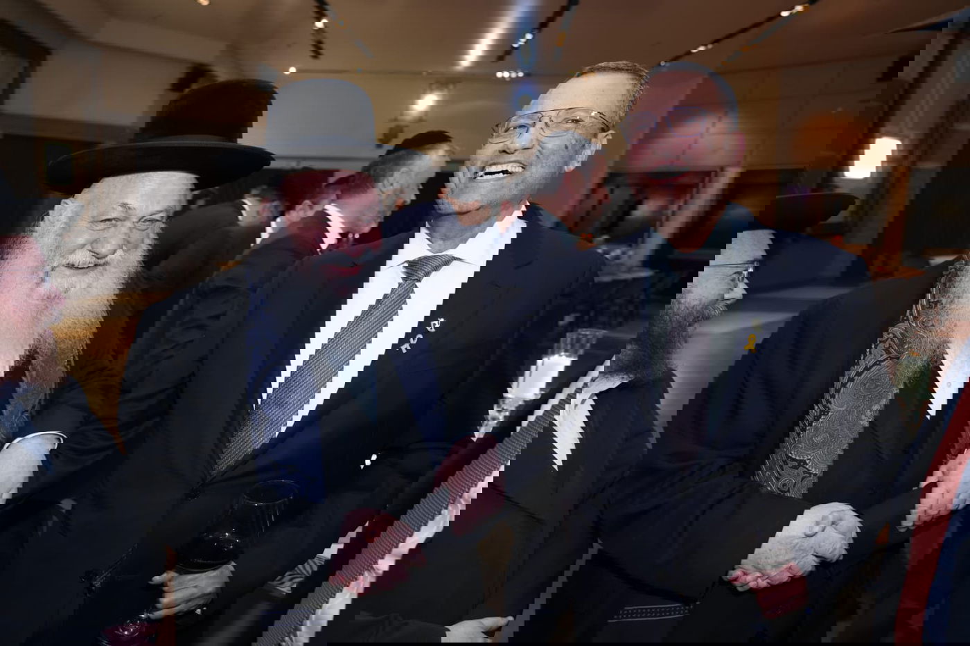 ראש העיר ירושלים ערך שבע ברכות לבתו, כולם הגיעו לברך • צפו בגלריה