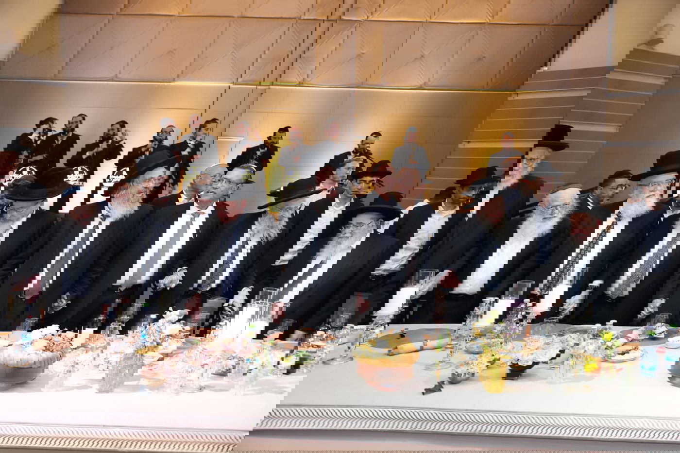 ראש העיר ירושלים ערך שבע ברכות לבתו, כולם הגיעו לברך • צפו בגלריה