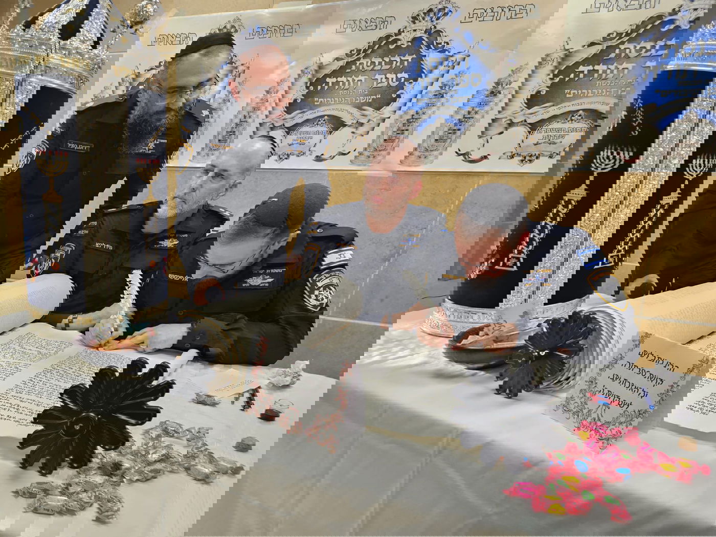 הכנסת ספר תורה מרגשת בתחנת שדרות