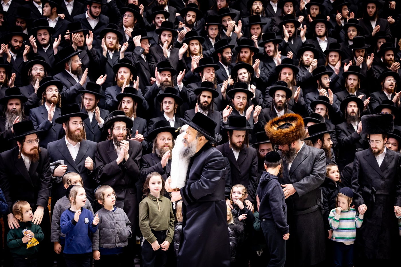 הכנסת ספר תורה בבאבוב 45