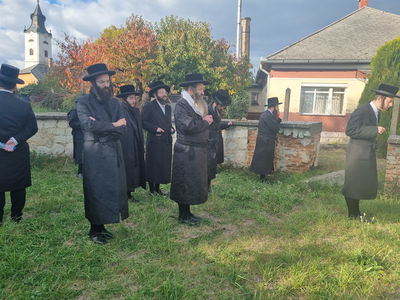 הגה"צ אב"ד קאלוב ביתר במסע הקודש להונגריה