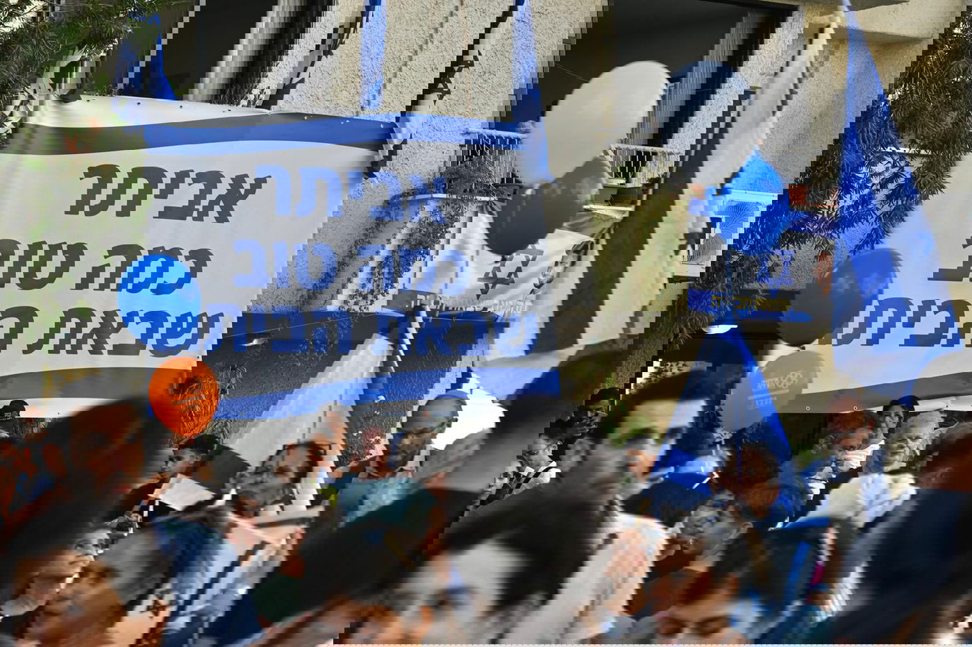 שורד השבי אביתר דוד חזר הביתה; זה הדבר הראשון שאותו רוצה לעשות