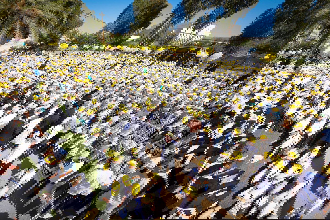 עצרת המחאה של ילדי 'עטרת שלמה' מול כלא 10