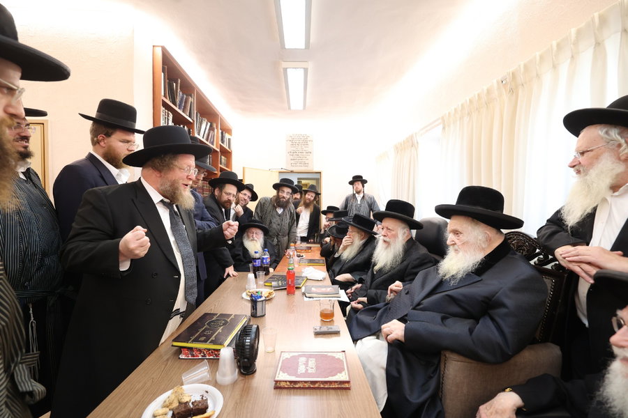 הגרש"ב סורוצקין בכינוס בד"צ 'העדה החרדית'