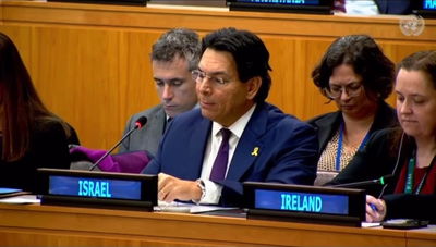 בפרצוף | השגריר דנון לדווחית האו"ם האנטישמית: "את מכשפה"