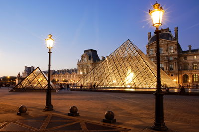 מוזיאון הלובר