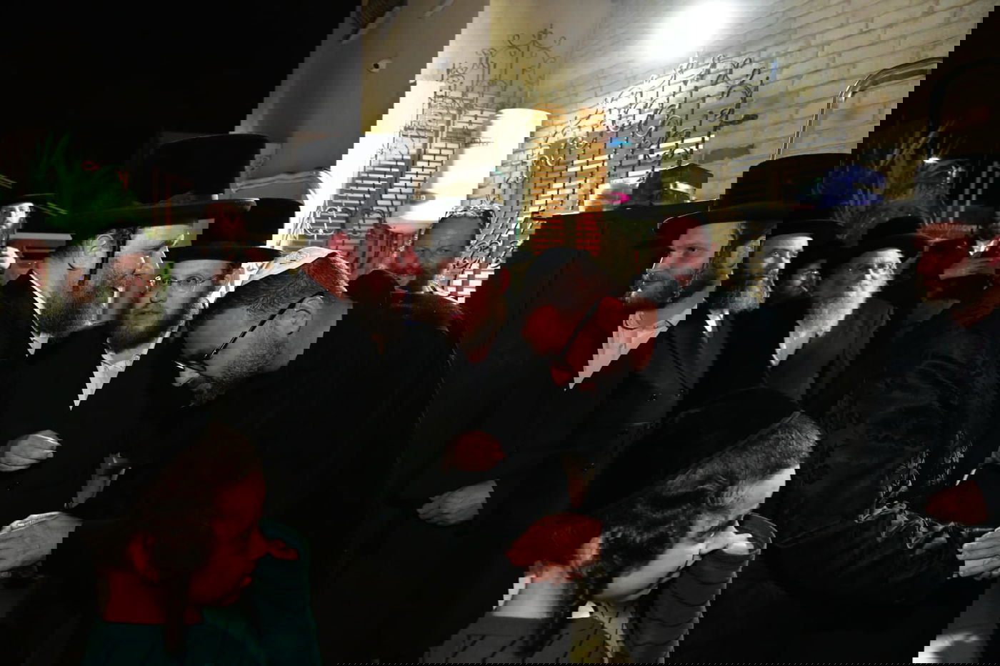 קביעת מזוזות אצל ר' שמואל אהרן צויבל