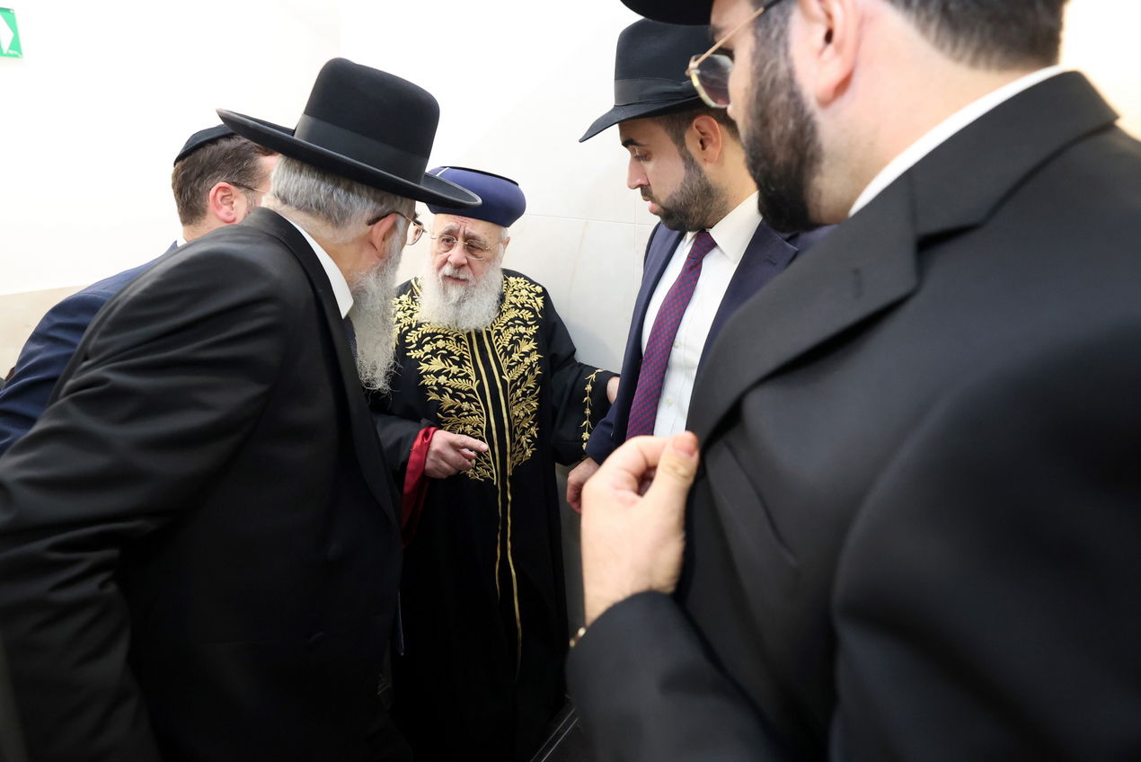 י"ב שנים למרן הגר"ע יוסף זצ"ל