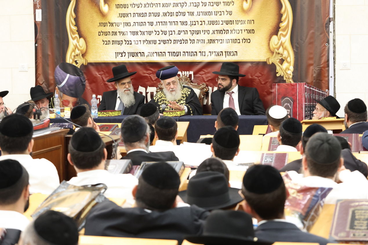 י"ב שנים למרן הגר"ע יוסף זצ"ל