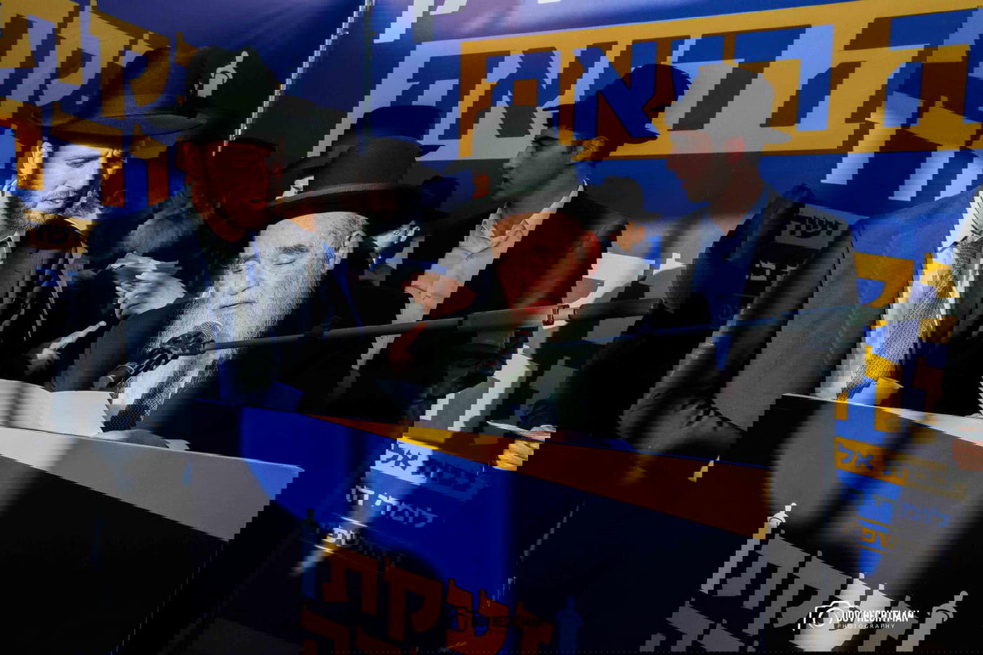 מבמת התפילה: רגעי התהלים והסליחות שריגשו את אלפי המשתתפים