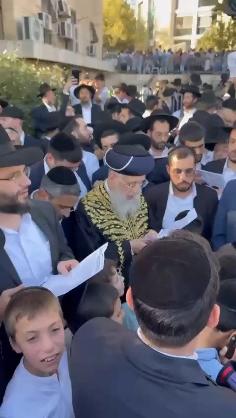 הראשל"צ הגאון רבי דוד יוסף בעצרת המיליון