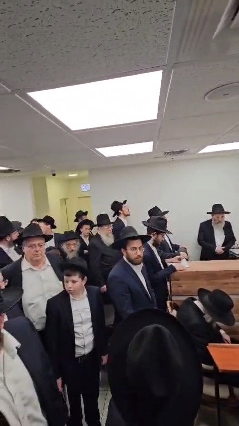 הגרד"ל באמירת תהילים