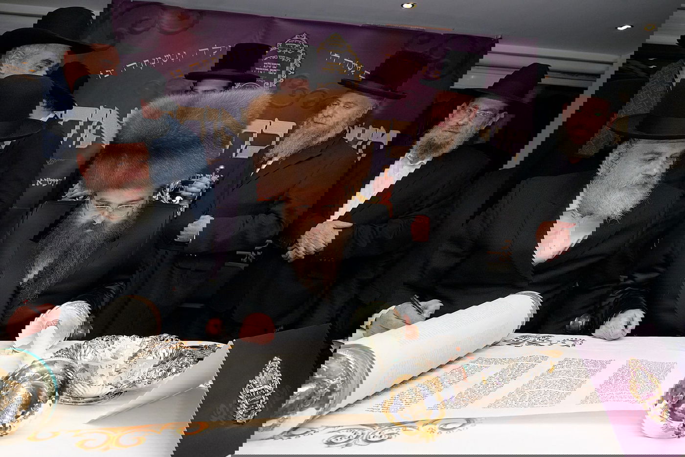 הכנסת ס"ת בסאדיגורה לונדון