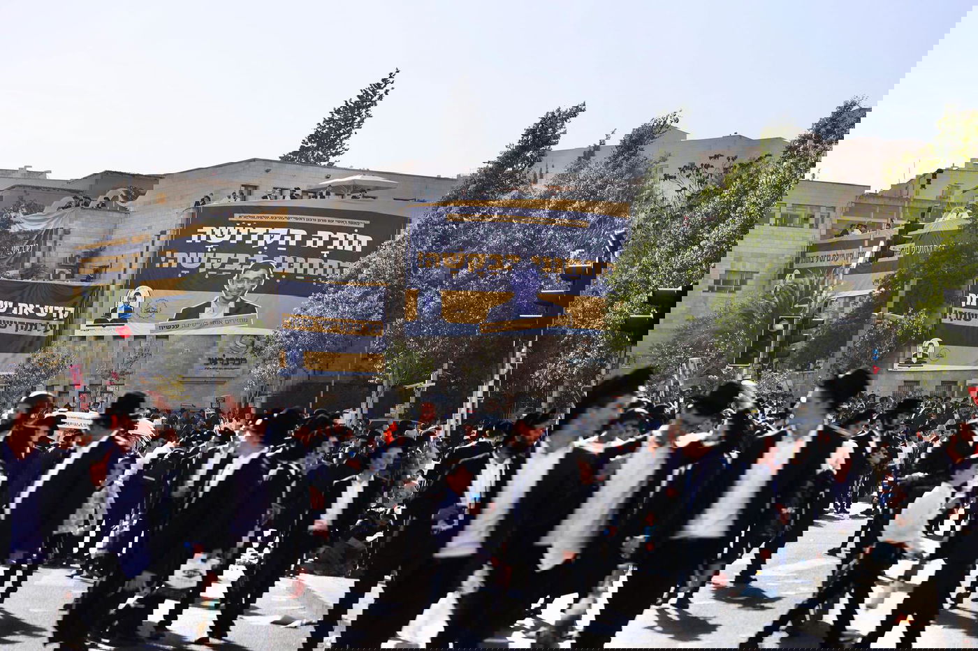 גלריה ראשונית מההכנות לעצרת המיליון בשערי ירושלים 