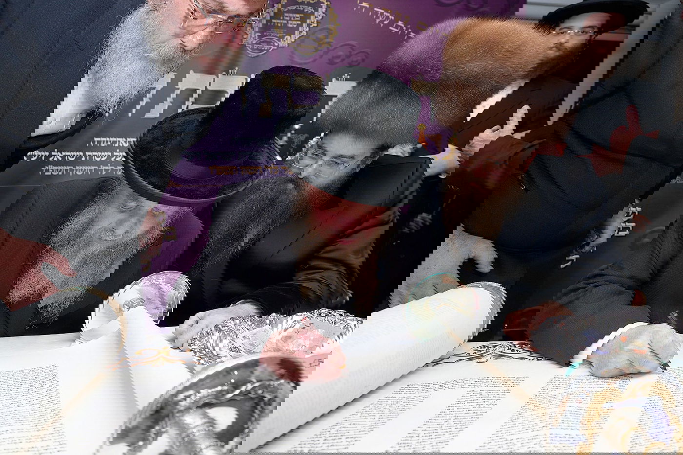 הכנסת ס"ת בסאדיגורה לונדון