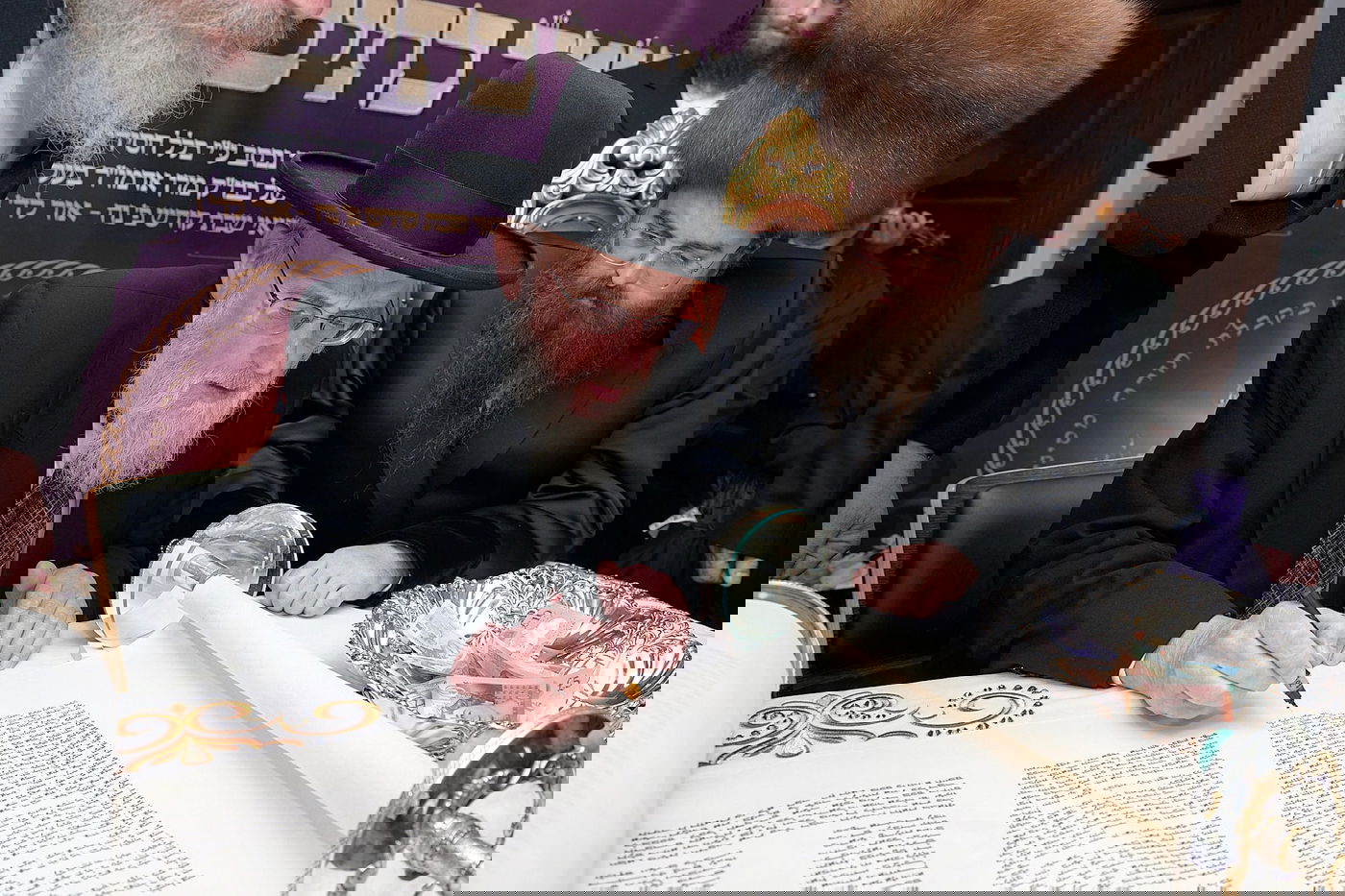 הכנסת ס"ת בסאדיגורה לונדון