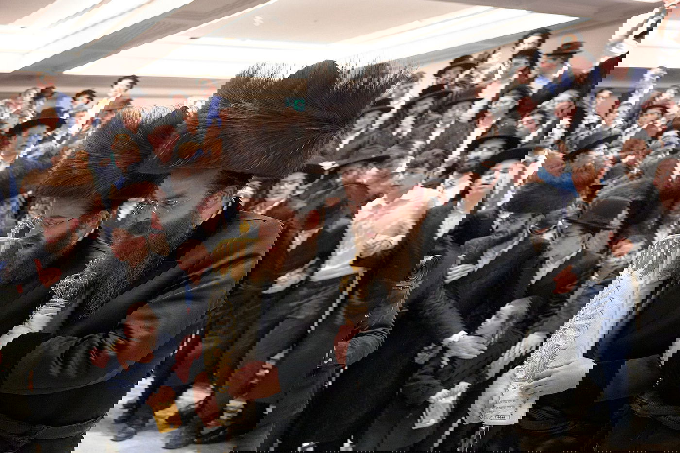 הכנסת ס"ת בסאדיגורה לונדון