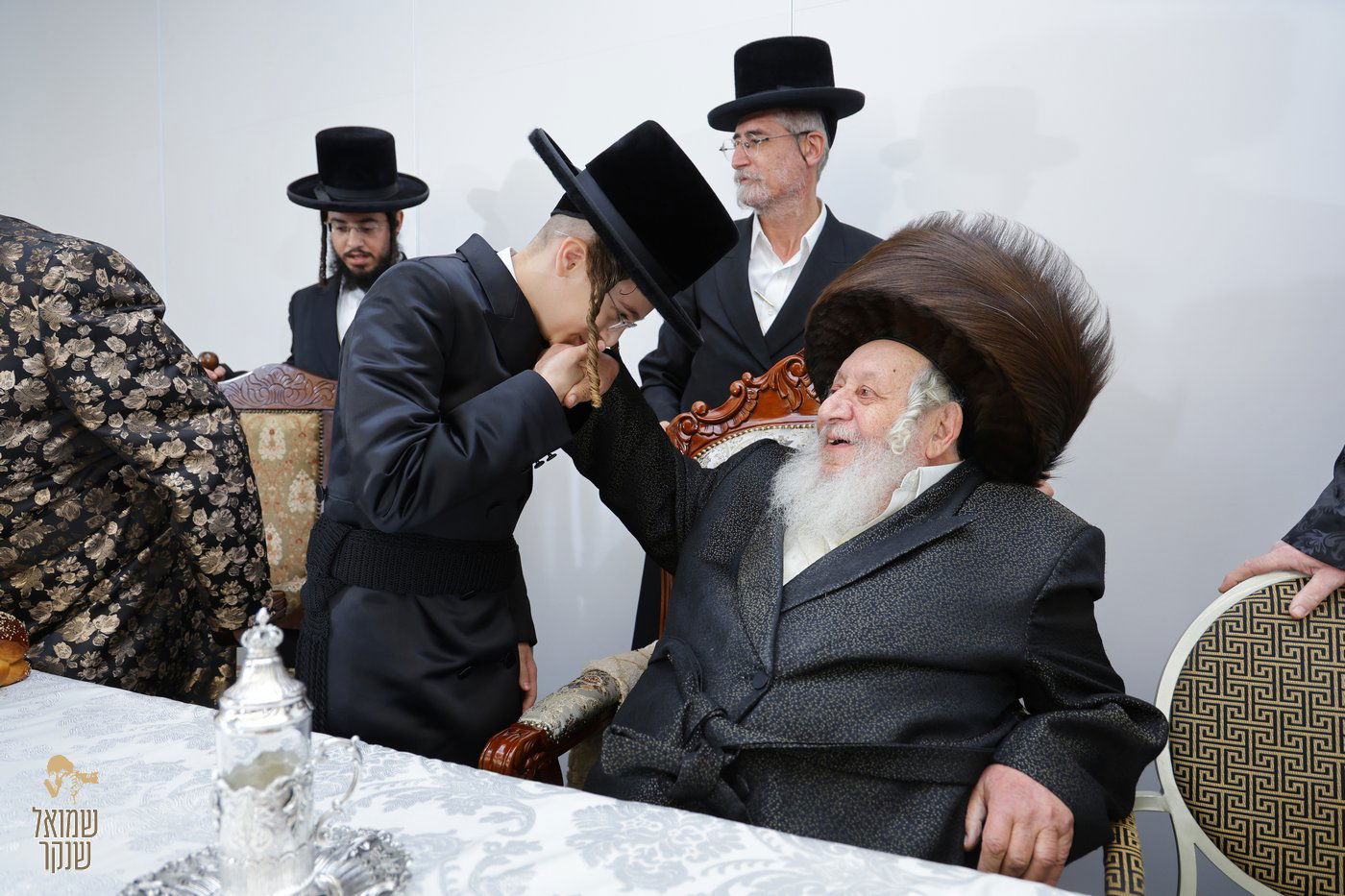 שמחת בר המצווה לנין האדמו"ר מנאראל, ונכד האדמו"ר משאץ ויז'ניץ