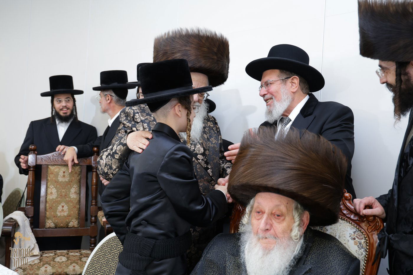 שמחת בר המצווה לנין האדמו"ר מנאראל, ונכד האדמו"ר משאץ ויז'ניץ