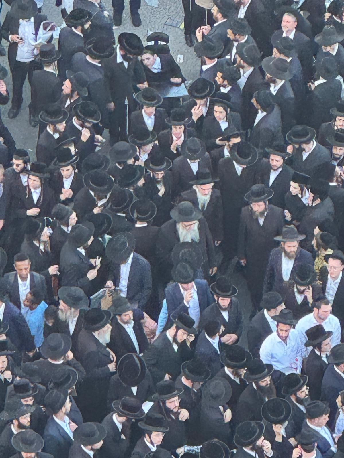 האדמו"ר מלוצק בעצרת המיליון