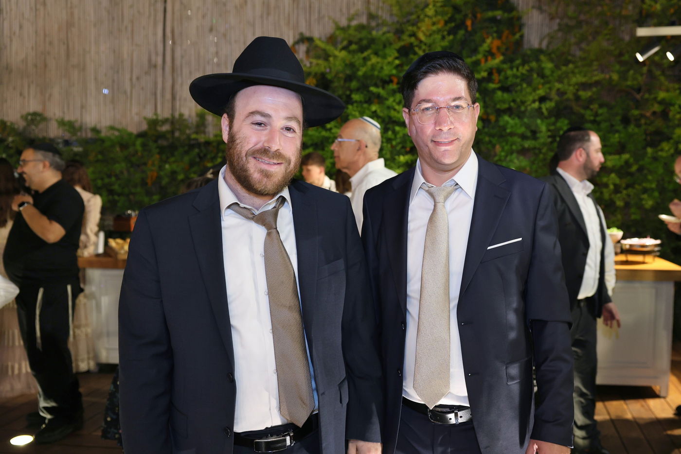 חזי שבקס חיתן בת; רבנים, אישי ציבור ואנשי עסקים הגיעו לאחל