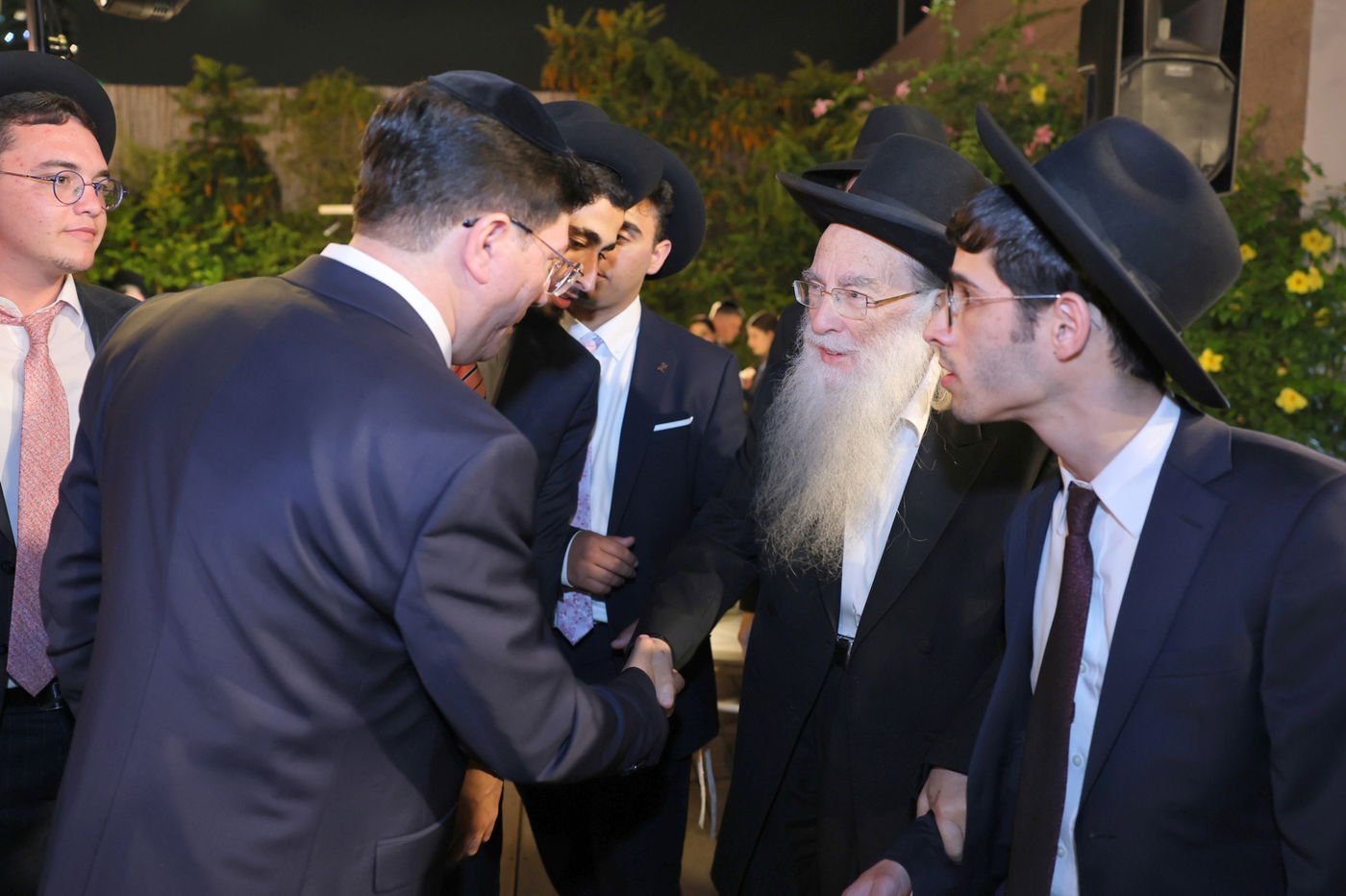 חזי שבקס חיתן בת; רבנים, אישי ציבור ואנשי עסקים הגיעו לאחל