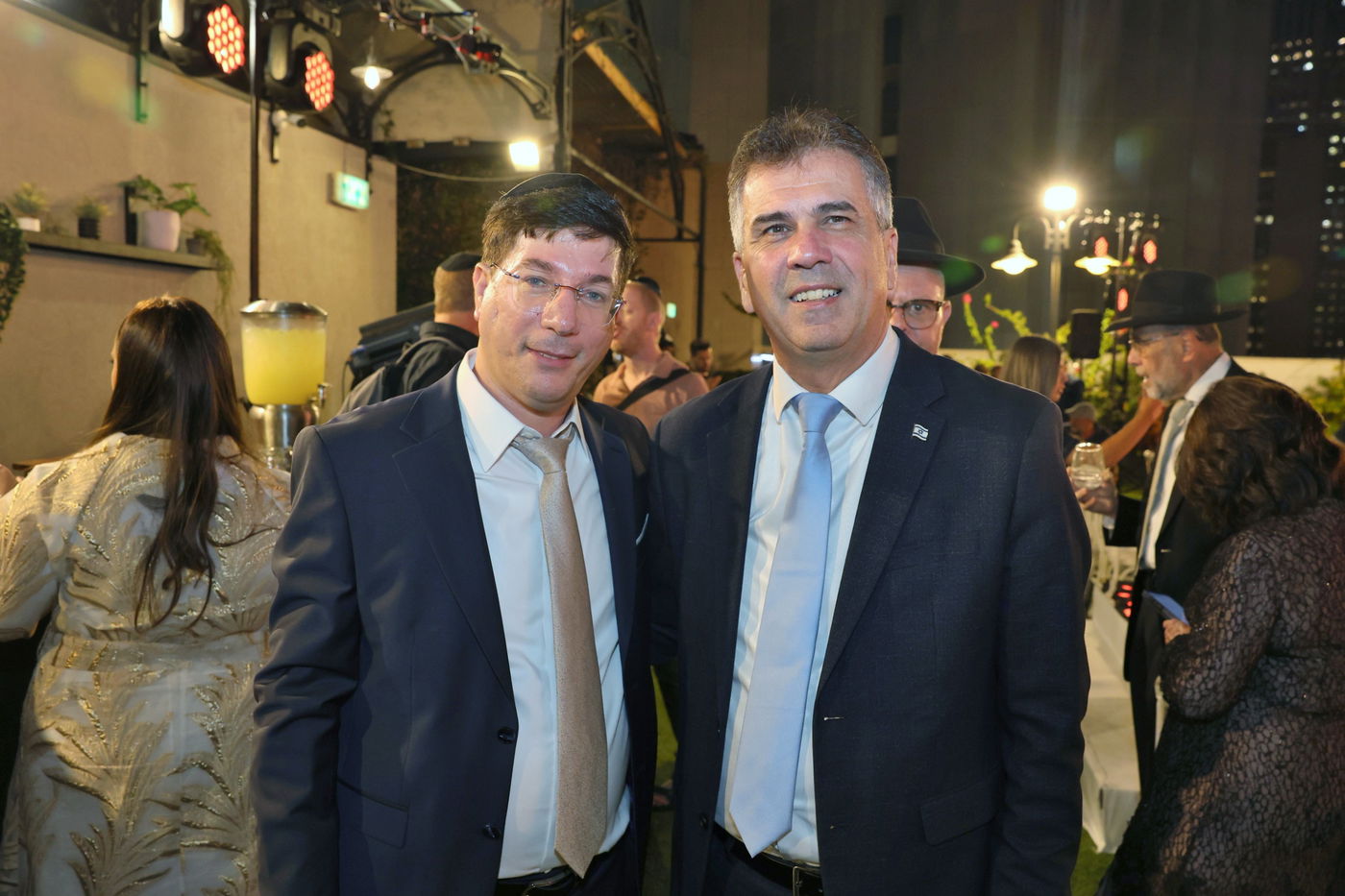 חזי שבקס חיתן בת; רבנים, אישי ציבור ואנשי עסקים הגיעו לאחל