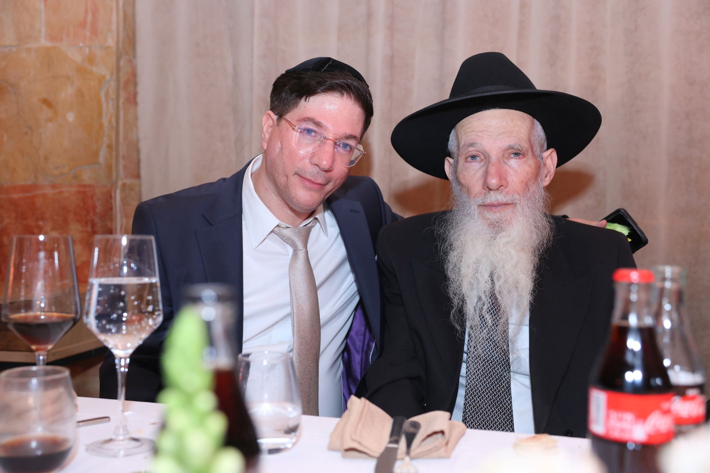 חזי שבקס חיתן בת; רבנים, אישי ציבור ואנשי עסקים הגיעו לאחל