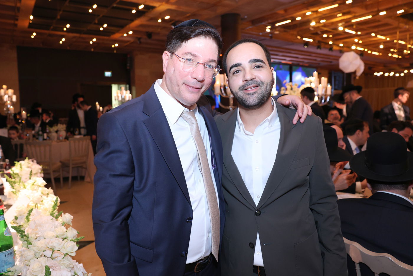 חזי שבקס חיתן בת; רבנים, אישי ציבור ואנשי עסקים הגיעו לאחל