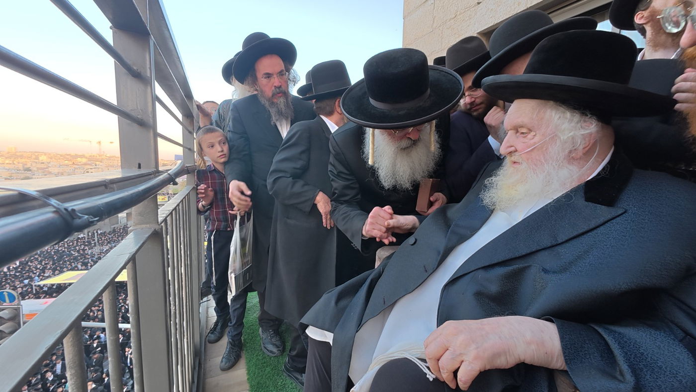 הגר"מ שטרנבוך בעצרת המיליון - חשון תשפ"ו