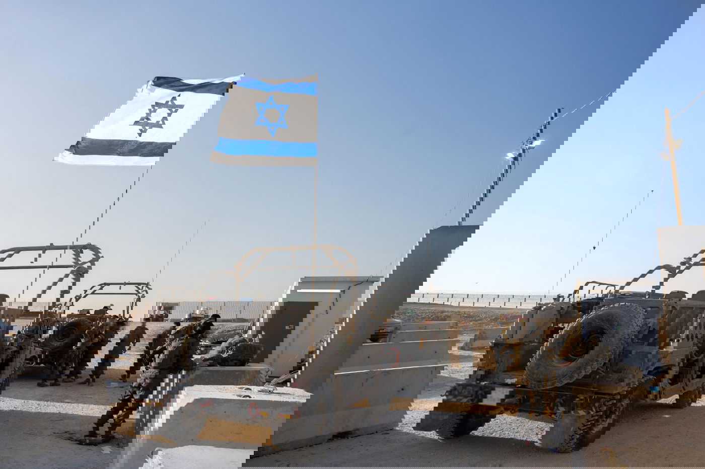 תמונות מפעילות כוחות צוות הקרב של חטיבת הנח״ל במרחב הקו הצהוב