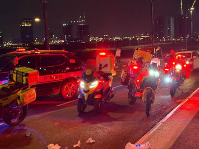 תאונה קטלנית ומחרידה: בת 20 נהרגה כשצעדה ברחוב, אופנוע פגע בה