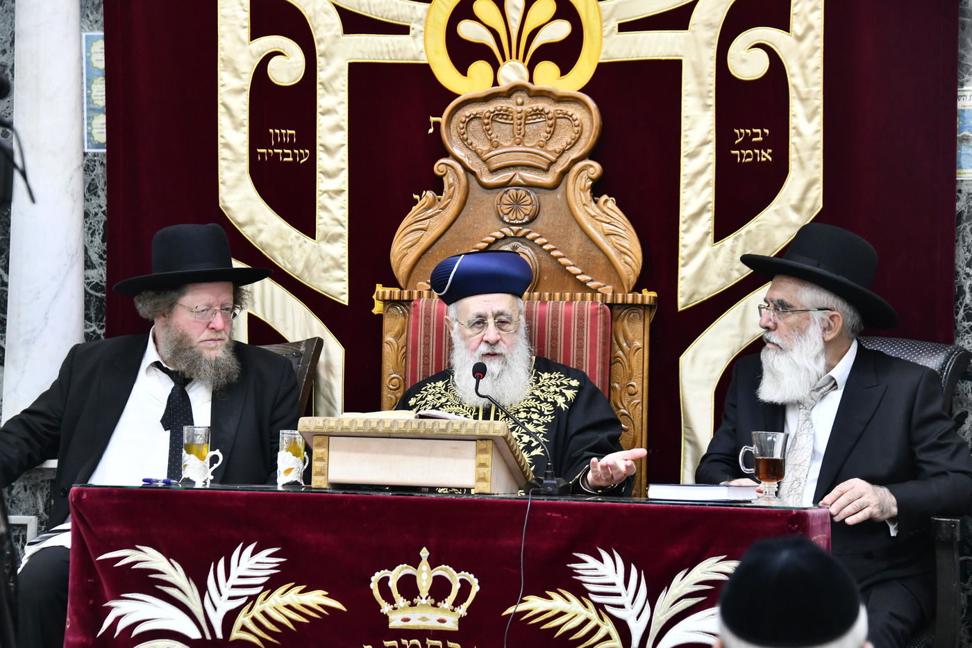 הגרש"ב סורוצקין בשיעורו של הראשל"צ הגר"י יוסף