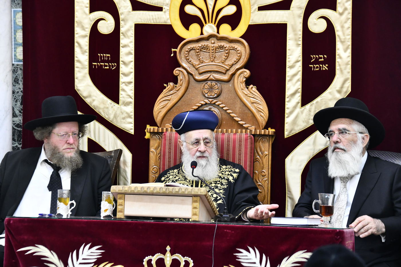 הגרש"ב סורוצקין בשיעורו של הראשל"צ הגר"י יוסף