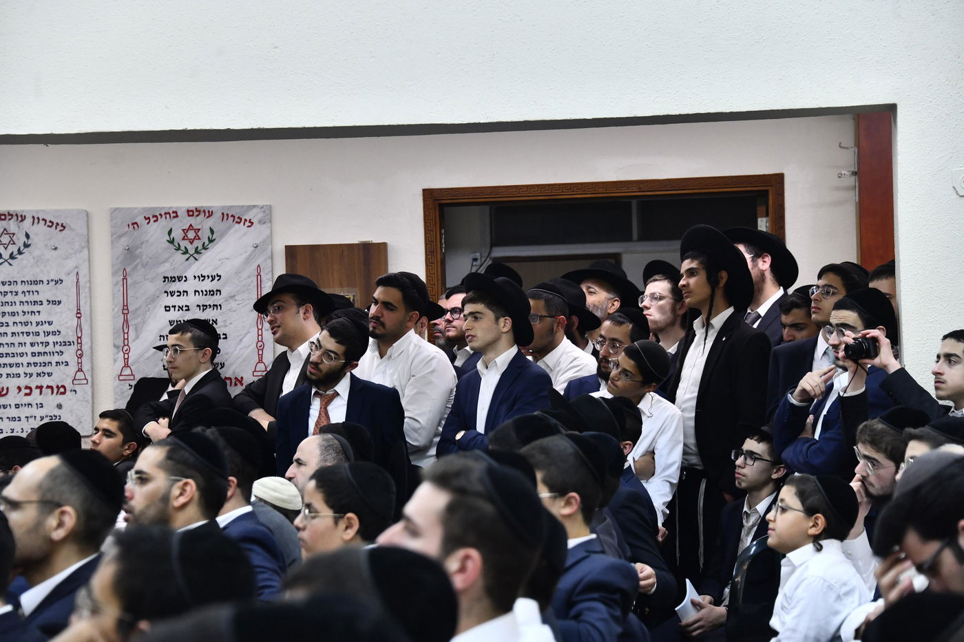 הגרש"ב סורוצקין בשיעורו של הראשל"צ הגר"י יוסף