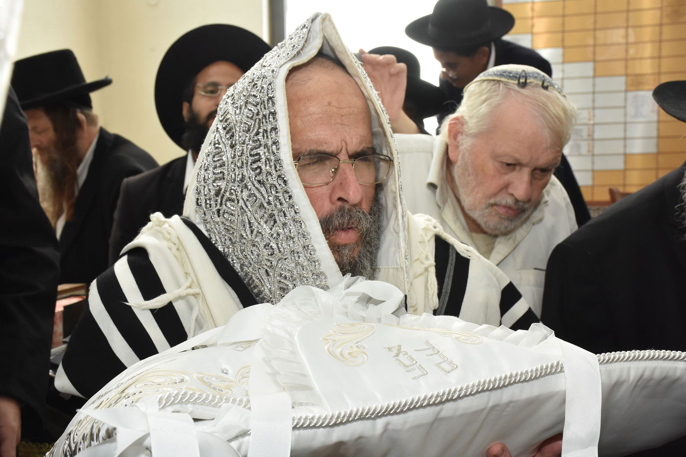 שמחת הברית בחצרות אשלג -  עתלית - גארליץ