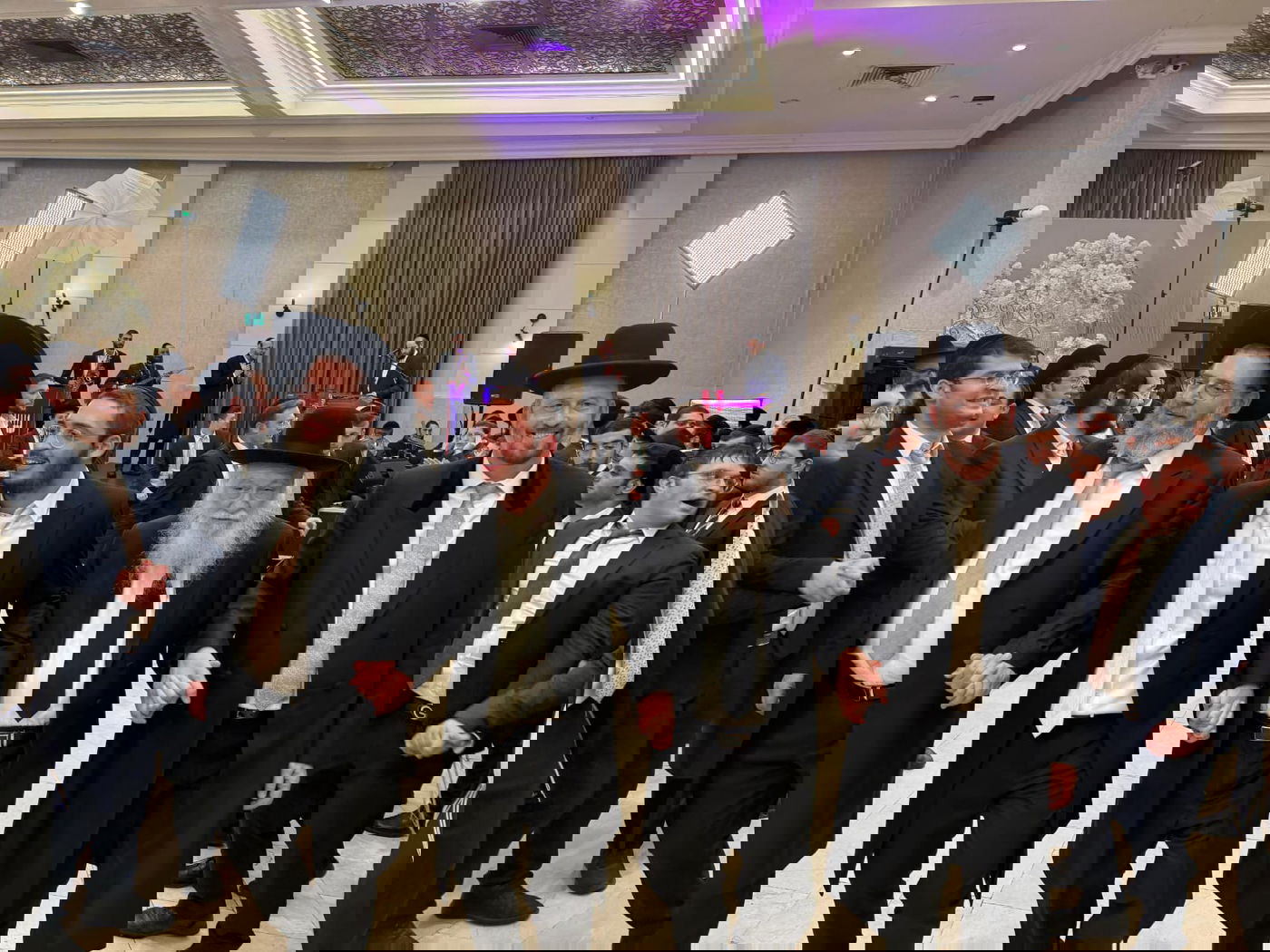 שמחת נישואי בת הרב אשר ויזל