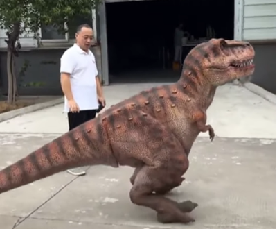 הדינוזאור הרובוטי