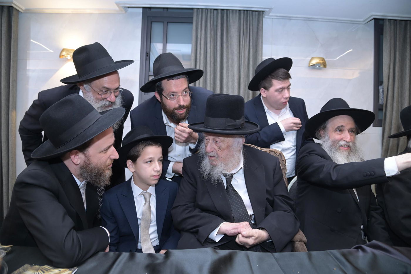 שמחת בר המצווה לנכד הגאון רבי איתמר גרבוז 