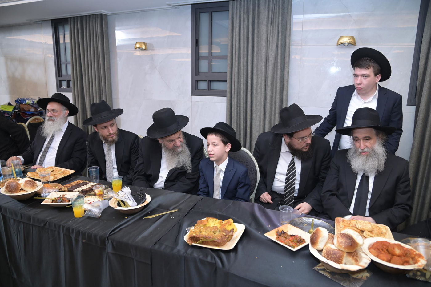 שמחת בר המצווה לנכד הגאון רבי איתמר גרבוז 