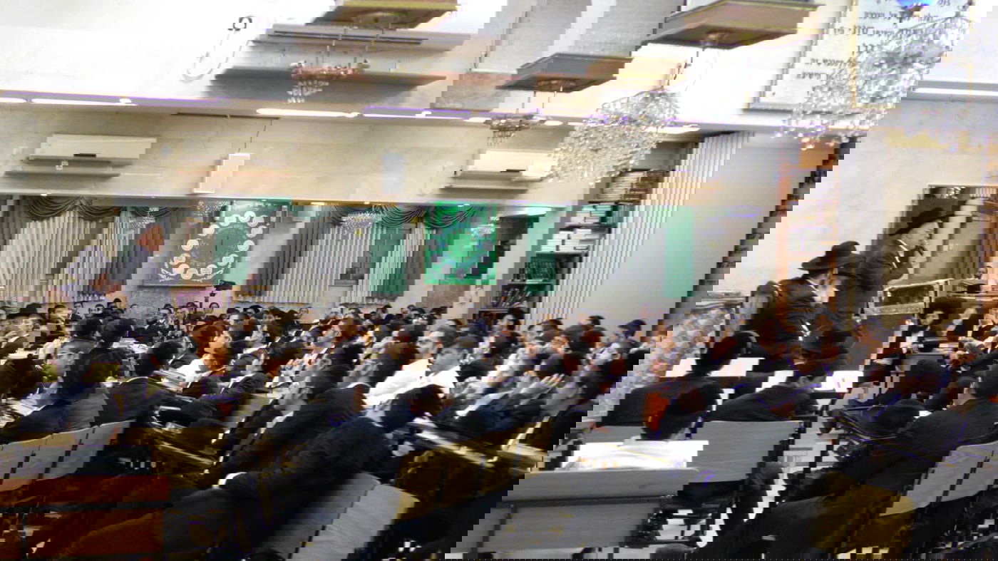 י"ב שנים וחצי יובל ב'כסא רחמים' 