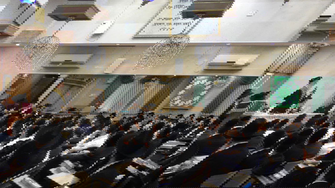 י"ב שנים וחצי יובל ב'כסא רחמים' 